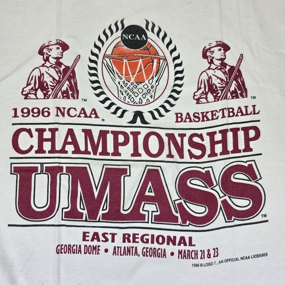 Vintage 90s U Mass Minutemen NCAA Championship Basketball Logo 7 T Shirt LG - Picture 2 of 6
